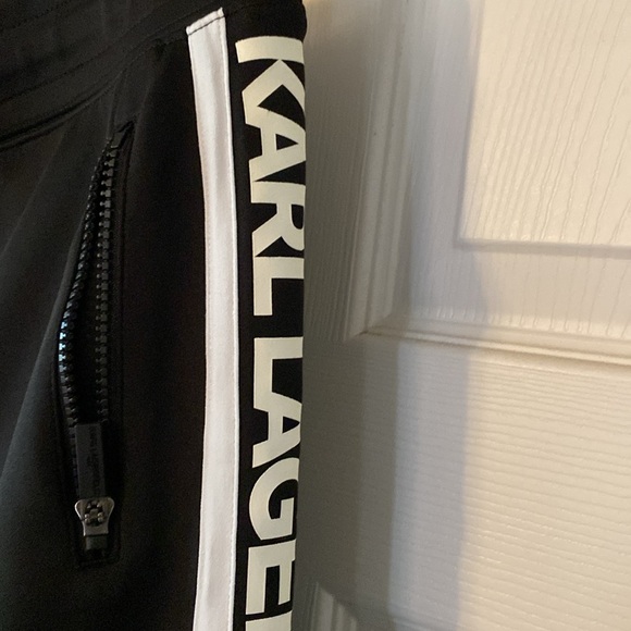 Barely worn joggers - Picture 3 of 7